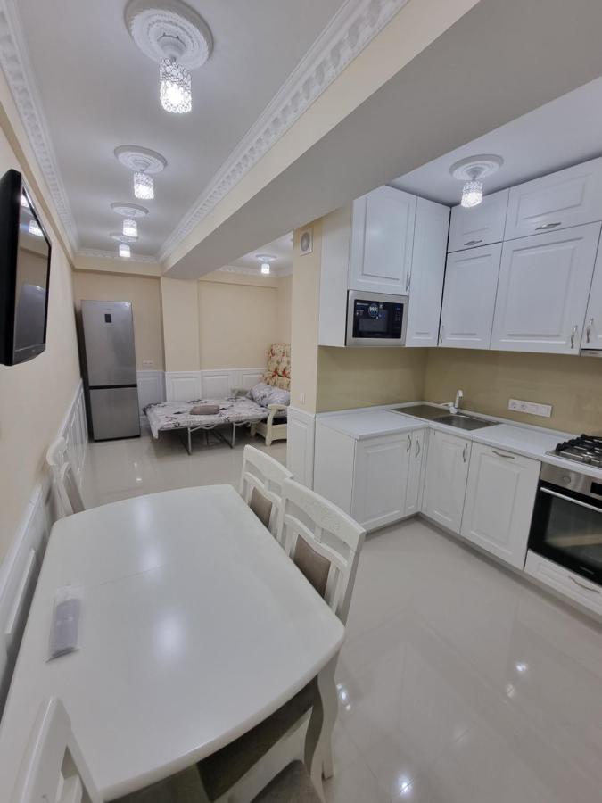 Blue Sky New Apartments In The Center تشيسيناو المظهر الخارجي الصورة