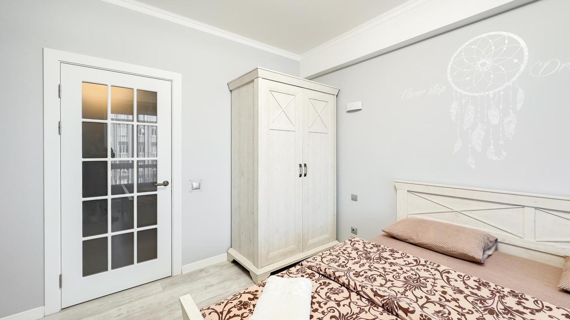Blue Sky New Apartments In The Center تشيسيناو المظهر الخارجي الصورة