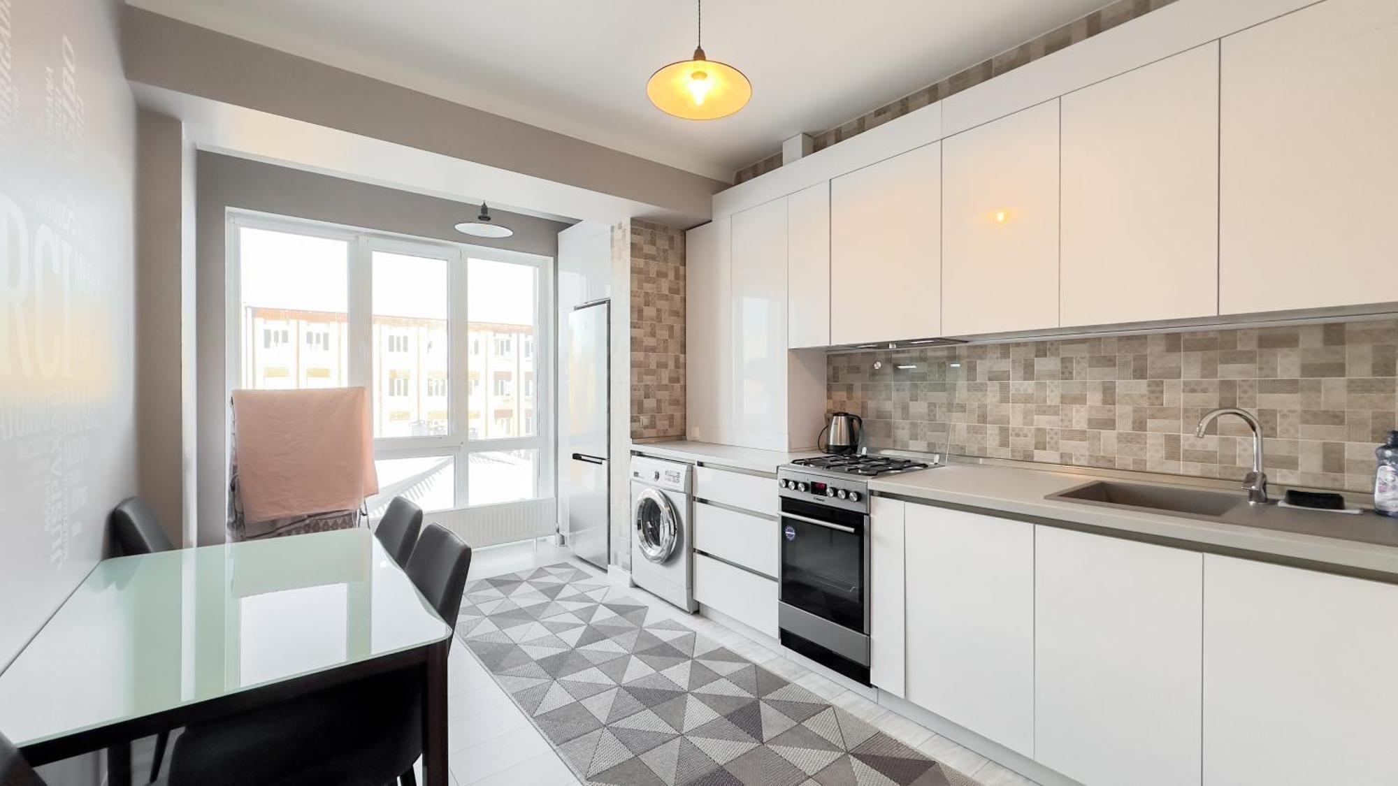 Blue Sky New Apartments In The Center تشيسيناو المظهر الخارجي الصورة